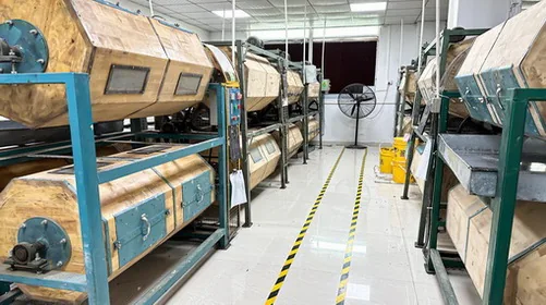 Máquinas de pulido por vibración para armazones de acetato